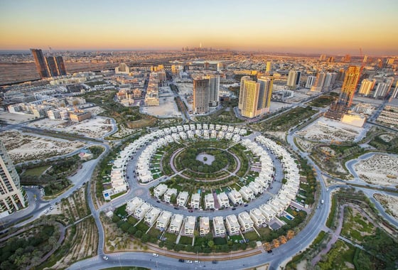 Jumeirah Village Circle, picture 1