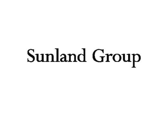 Emirates Sunland's logo