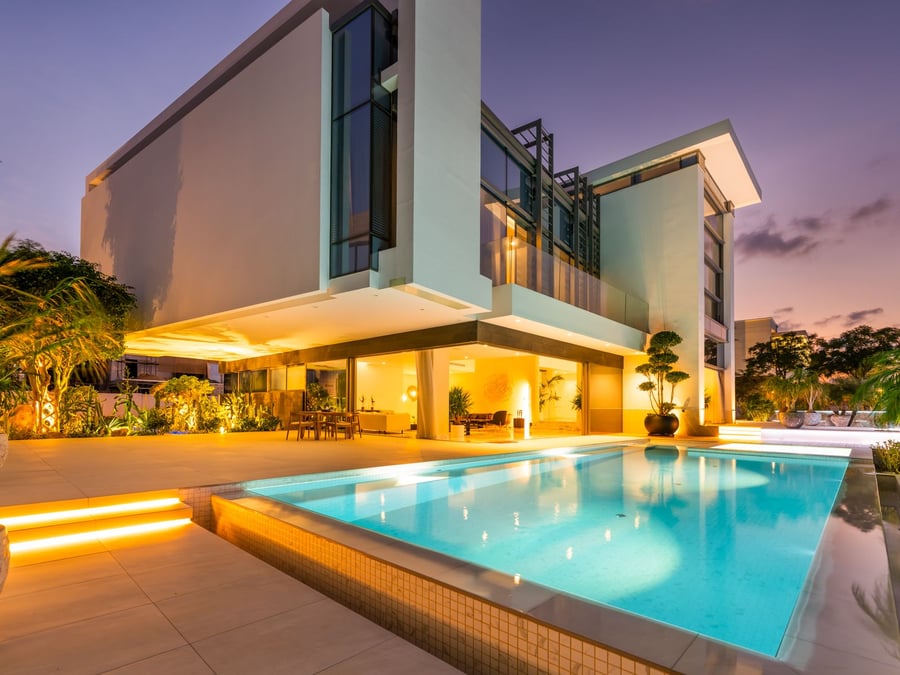 Dont Miss This Superb 18,000 sq. ft. Mansion, picture 1