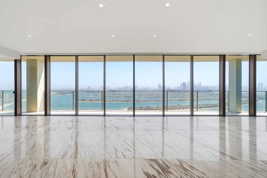 Dual Views | Highest Floor | Huge Layout, picture 1