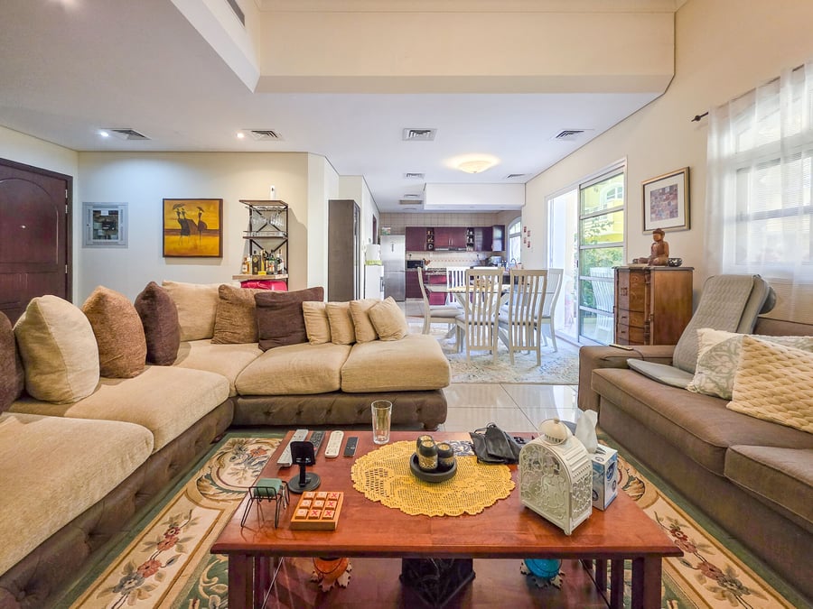 Internal Row | 3 bedrooms | Specious Layout, picture 1