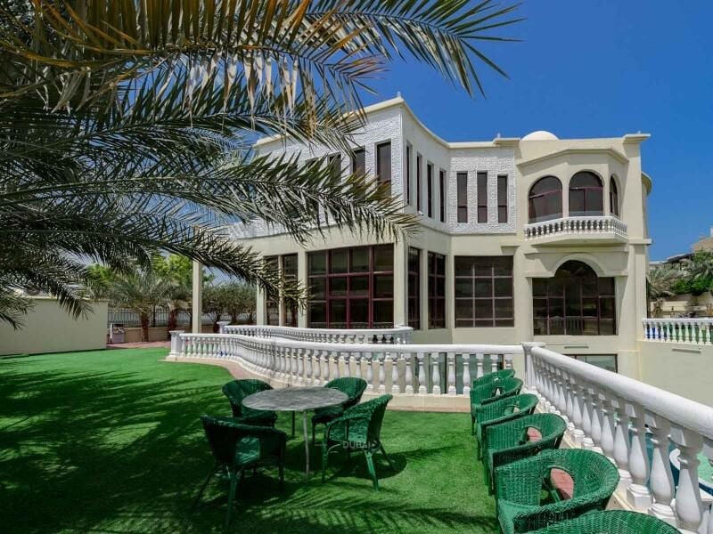 Lake Views | Stunning Villa with Elite Amenities, picture 1