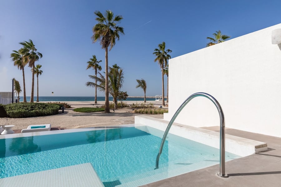 Private pool