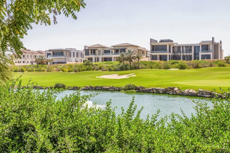 The best area to live in Dubai or expats - Jumeirah Golf Estate