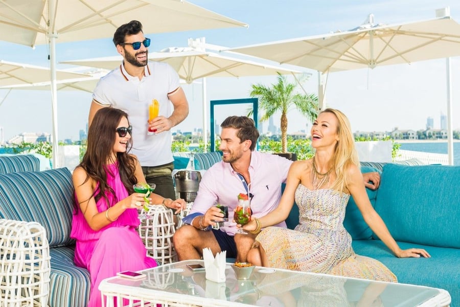 Laguna Lounge