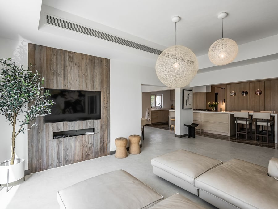 Lounge room