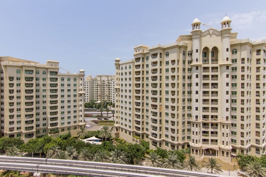 Golden Mile, Palm Jumeirah Luxhabitat